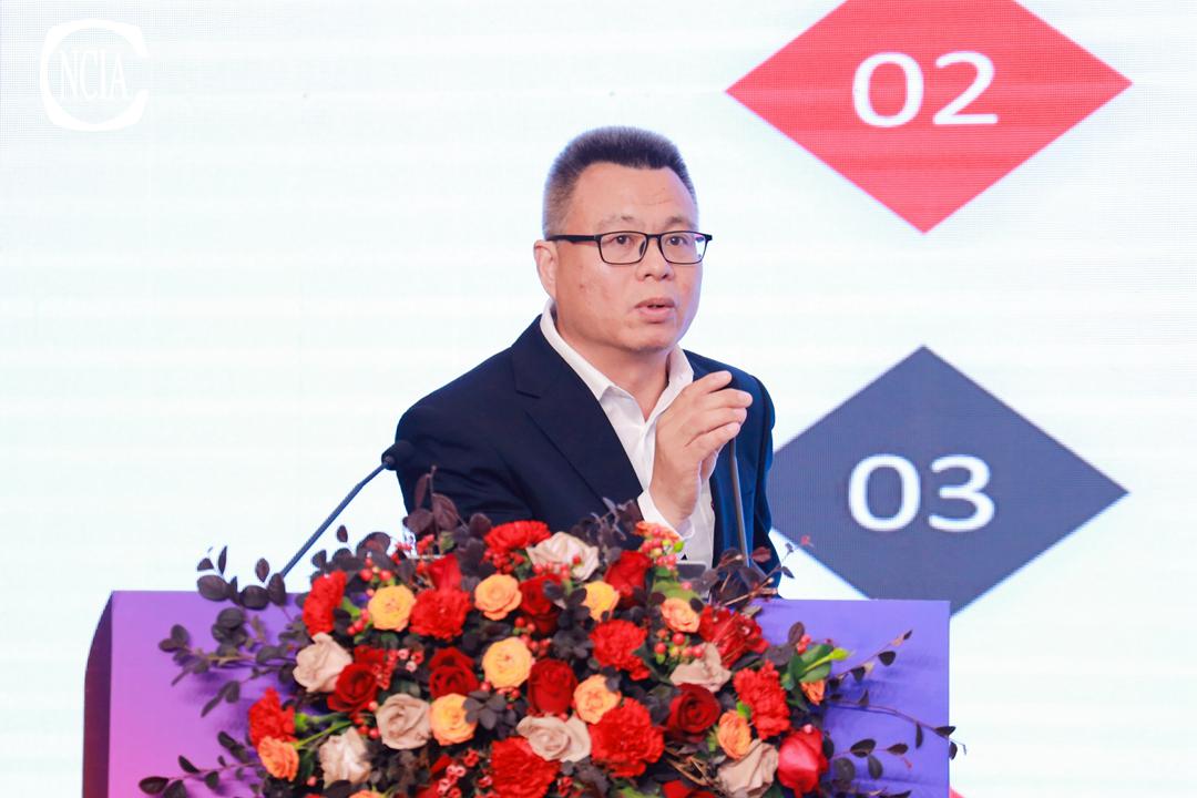 重慶渝輝智能裝備有限公司技術(shù)顧問(wèn)呂建中：新質(zhì)生產(chǎn)力——涂料行業(yè)超細(xì)研磨設(shè)備智能化技術(shù)及其應(yīng)用